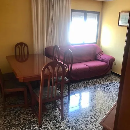 Piso A Un Paso Del Puerto De Denia, 4 Sin Ascensor, Capacidad Para 6 Personas, 3
